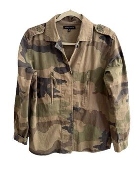 Kendall & Kylie Camo Utility Jacket‎ in Green, Brown, Tan